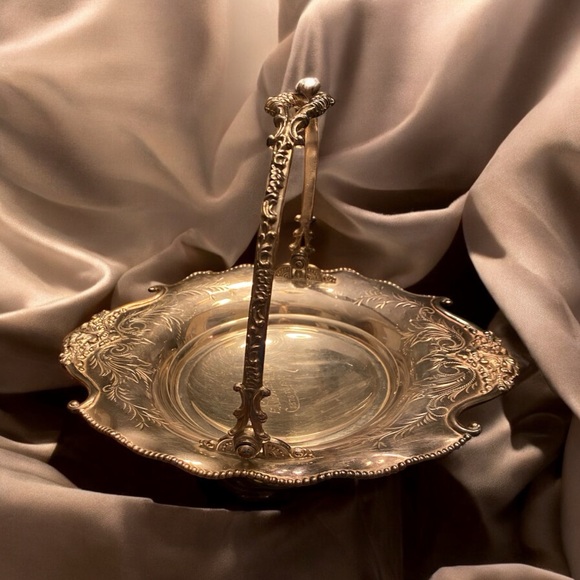 Antique Quadruple Silver Plate Basket with Handle and paw feet. - Picture 1 of 11